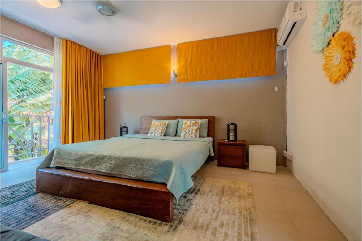 Pereybere Beach Paradise 4 Bedroom Apt Экстерьер фото