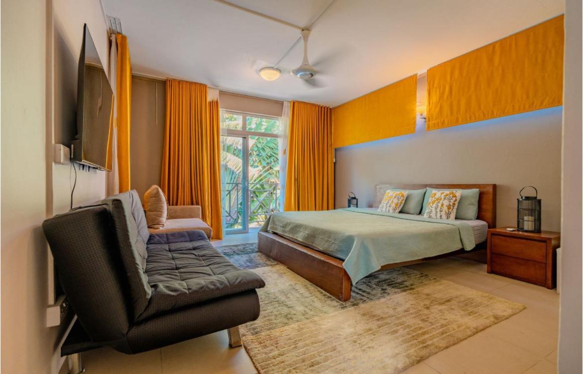 Pereybere Beach Paradise 4 Bedroom Apt Экстерьер фото